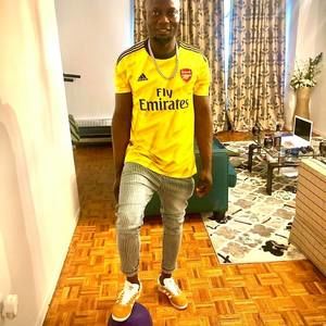 Meet your Posher, Ola